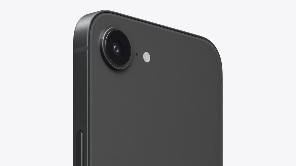 iPhone 16e